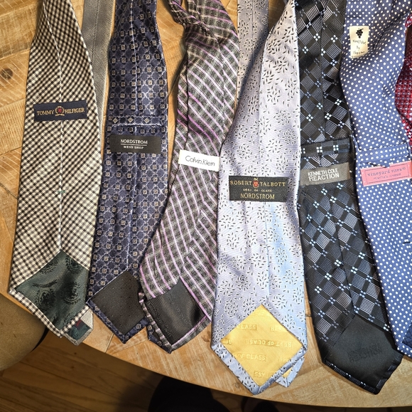 ☆BULK MENS TIES VARIETY OF BRANDS☆ - Picture 3 of 4